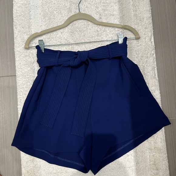 1 State blue shorts with sash tie - Picture 3 of 4